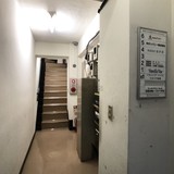 宏和ビル ロビー