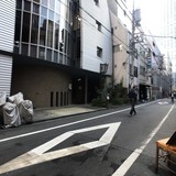 宏和ビル 前面道路