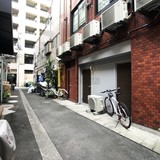 宏和ビル 前面道路