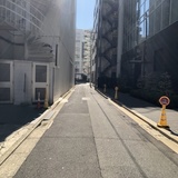 新川田所ビル 前面道路