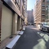 牧野ビル 前面道路