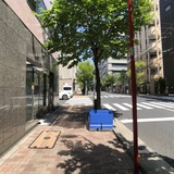 第7アカギビル 前面道路