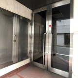 大和ビル エントランス