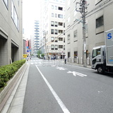 CUBE TSUKIJI(旧:ラフロスビル) 前面道路