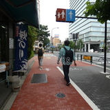 日本橋長谷川ビル 前面道路