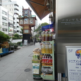 アライヴ人形町 前面道路