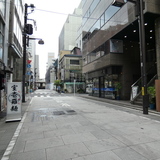 日本橋鮒佐ビル 前面道路