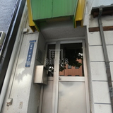 中里ビル エントランス