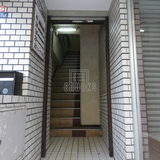 シオヤビル エントランス