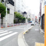 平成ビル 前面道路