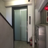 刀根ビル ロビー