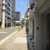 刀根ビル 前面道路