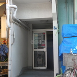 秋本ビル エントランス