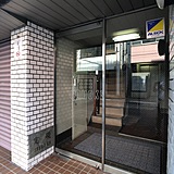 第一南川ビル エントランス