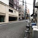 本橋ビル 前面道路