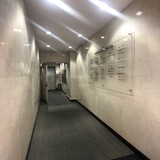 友野本社ビル ロビー