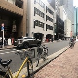 友野本社ビル 前面道路