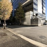 登喜和ビル 前面道路