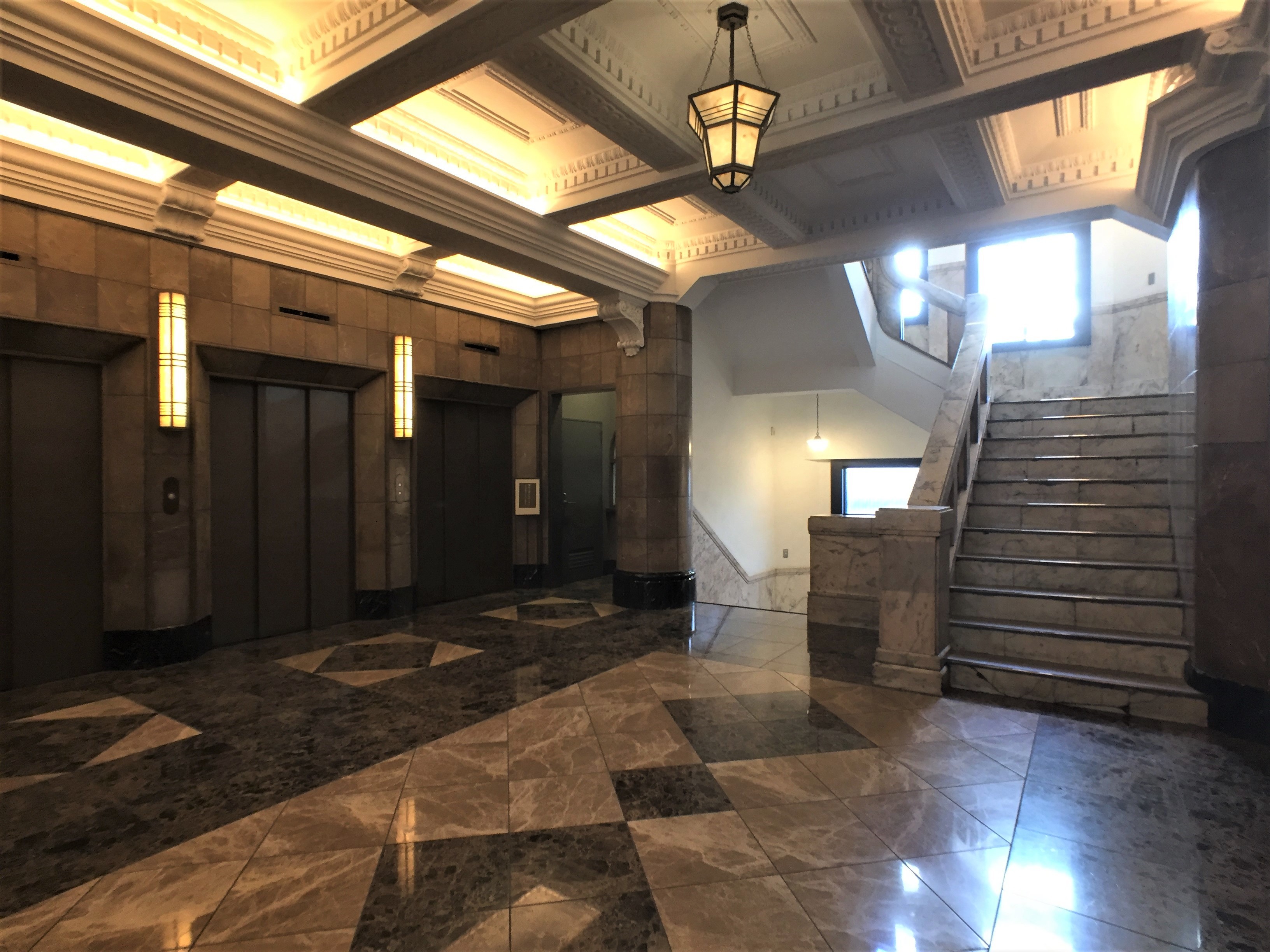 <p>2008年に共用部はリフォーム工事されております。</p><p>熱量を持って維持管理されていることが一発でわかります。</p>